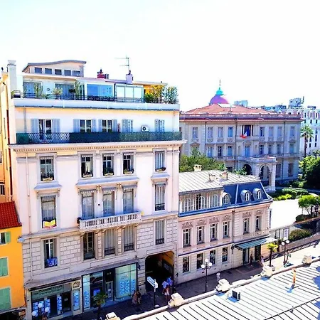 Carre D'or Nicea
